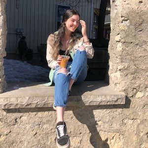 Meet your Posher, Mackenzie